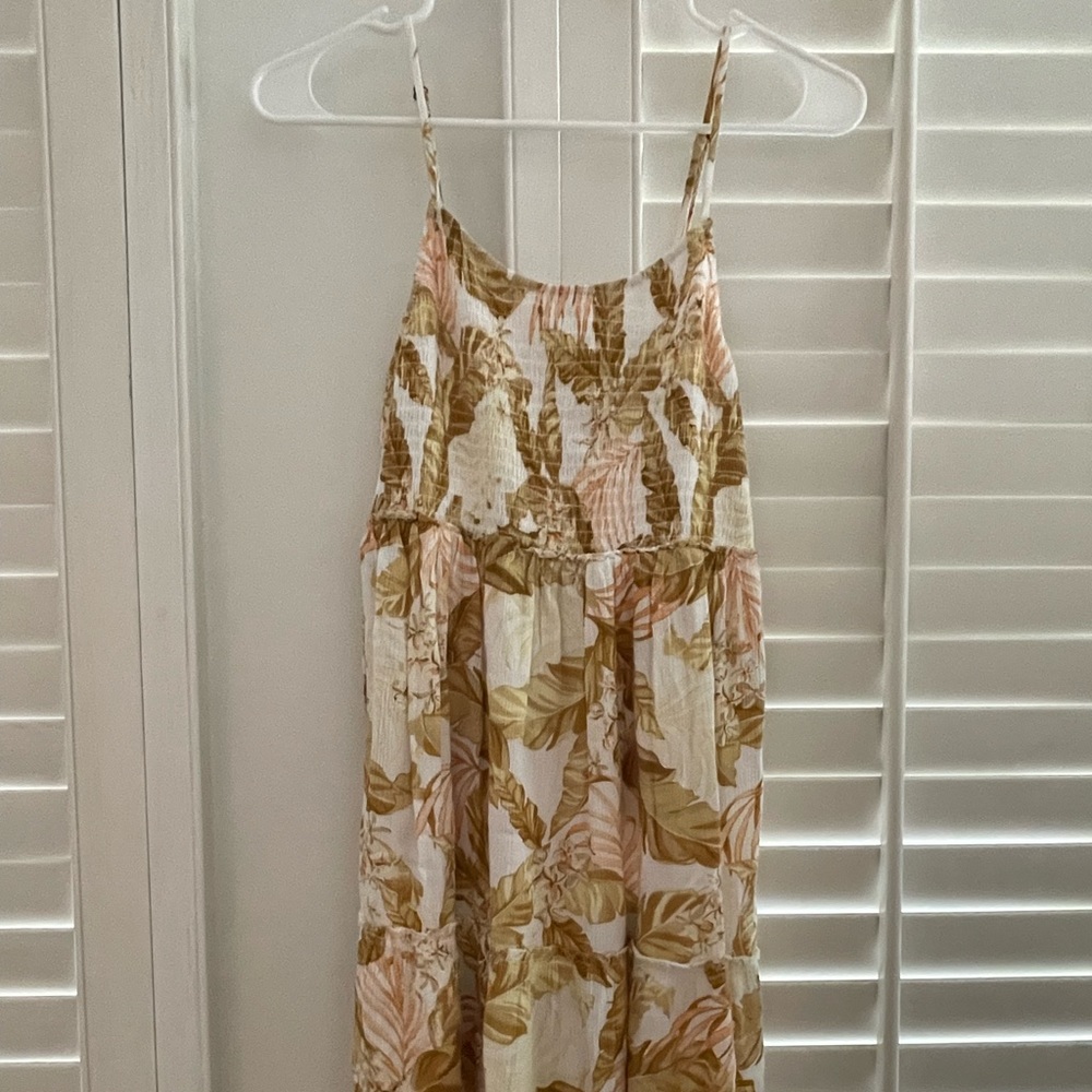 Rip Curl knee length dress.